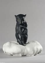 Load image into Gallery viewer, Black Panther with Cub Figurine