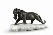 Load image into Gallery viewer, Black Panther with Cub Figurine