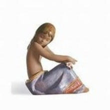 Load image into Gallery viewer, Island Beauty Girl Figurine