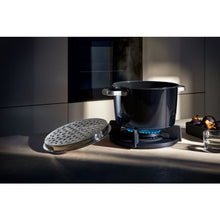 Load image into Gallery viewer, Fusiontec Aromatic Black High Casserole with Lid 22 Cm