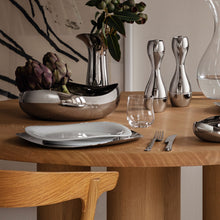 Load image into Gallery viewer, Cobra Salt & Pepper Grinder Set