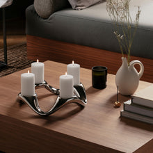 Load image into Gallery viewer, Cobra Round Candle Holder