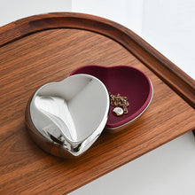 Load image into Gallery viewer, Heart box, small