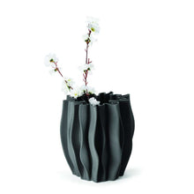 Load image into Gallery viewer, Serenee Vase 22 CM Grey