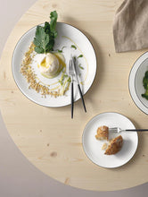 Load image into Gallery viewer, A Table Ligne Noire Dinner Plate ∅ 26.5 CM