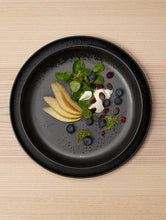 Load image into Gallery viewer, Coppa Kuro Deep Plate ∅ 22 CM