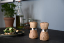 Load image into Gallery viewer, Kyoto, Oak Grinder - 10cm