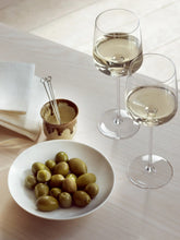 Load image into Gallery viewer, Metropolitan Wine Glass 350ml Set of 4