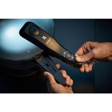 Load image into Gallery viewer, Perfect Pressure Cooker 6.5L