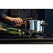Load image into Gallery viewer, Perfect Pressure Cooker 6.5L