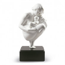 Load image into Gallery viewer, Love&#39;s Bond Mother Figurine
