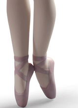 Load image into Gallery viewer, Our Ballet Pose Dancers Figurine