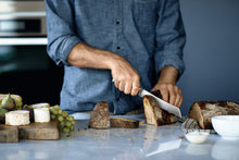 Load image into Gallery viewer, Grand Gourmet Bread Knife 19cm