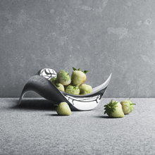 Load image into Gallery viewer, Cobra Coupe – 19cm