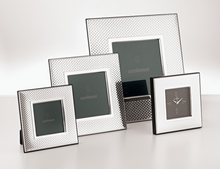 Load image into Gallery viewer, DEW frame 13x13cm