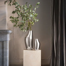 Load image into Gallery viewer, Sky Floor Vase 46cm

