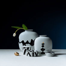 Load image into Gallery viewer, Home Monochrome Vase 20 cm
