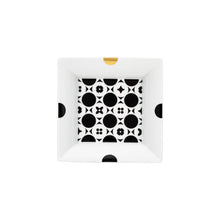 Load image into Gallery viewer, Home Monochrome Dish/Tray 18x18 cm
