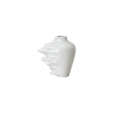 Load image into Gallery viewer, Fast Vase 14 cm
