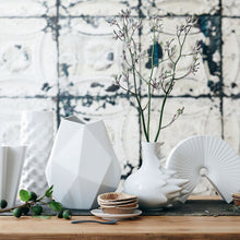Load image into Gallery viewer, Fast White Glazed Vase 22 cm
