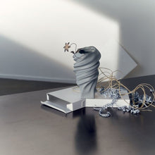 Load image into Gallery viewer, Squall Vase Lava 15 cm
