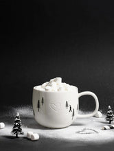Load image into Gallery viewer, Mug Heart In The Snow 0.4 L
