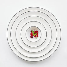 Load image into Gallery viewer, A Table Ligne Noire Bowl ∅ 11.5 CM
