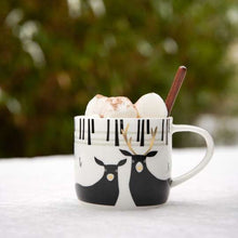 Load image into Gallery viewer, Mory &amp; Bert mug - bert in love
