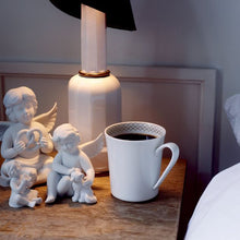 Load image into Gallery viewer, Angels White Matte Angel with Pretzel 15 cm

