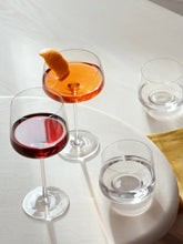 Load image into Gallery viewer, Metropolitan Grand Cru Glass 680ml Set of 4
