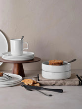 Load image into Gallery viewer, Oco Ligne Noire Bowl 19 cm
