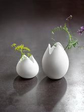 Load image into Gallery viewer, Piccolini Mini Carve Vase 9 cm

