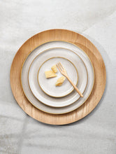 Load image into Gallery viewer, Saisons Sand Dessert Plate ∅ 21 CM
