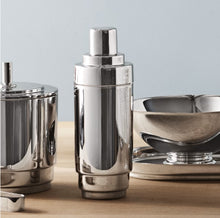 Load image into Gallery viewer, Manhattan Cocktail Shaker
