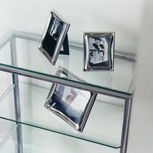 Load image into Gallery viewer, Cobra Medium Picture Frame 13x18 cm
