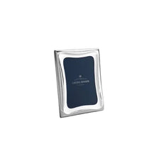 Load image into Gallery viewer, Cobra Medium Picture Frame 13x18 cm
