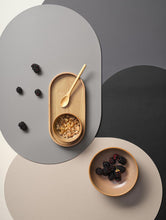 Load image into Gallery viewer, Oval Placemat, Onyx
