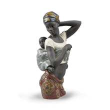 Load image into Gallery viewer, African Bond Mother Figurine
