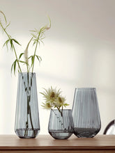 Load image into Gallery viewer, Zinc Vase 28cm

