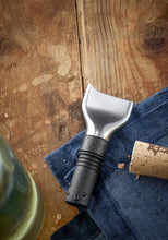 Load image into Gallery viewer, Baric Wine Pourer

