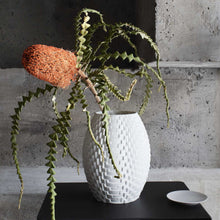 Load image into Gallery viewer, Phi Manhattan Vase 22cm
