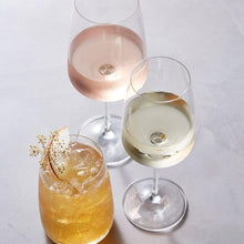 Load image into Gallery viewer, Sensa Wine Glass Fruity &amp; Delicate

