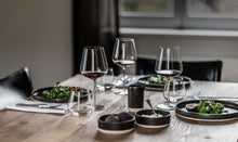 Load image into Gallery viewer, Verbelle Vervino Water glass
