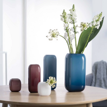 Load image into Gallery viewer, Milano Vase dark red 9.3cm
