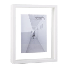 Load image into Gallery viewer, Floating Photo Frame 20x25cm

