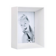 Load image into Gallery viewer, Prado frame white 10x15cm
